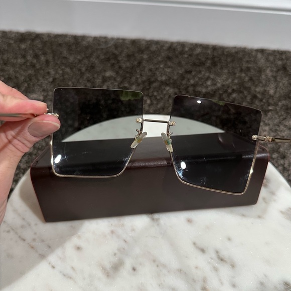 Fendi Black Lens Oversized Gold Frame Sunglasses